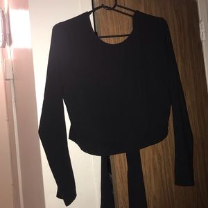 Black Top with ribbon in the back